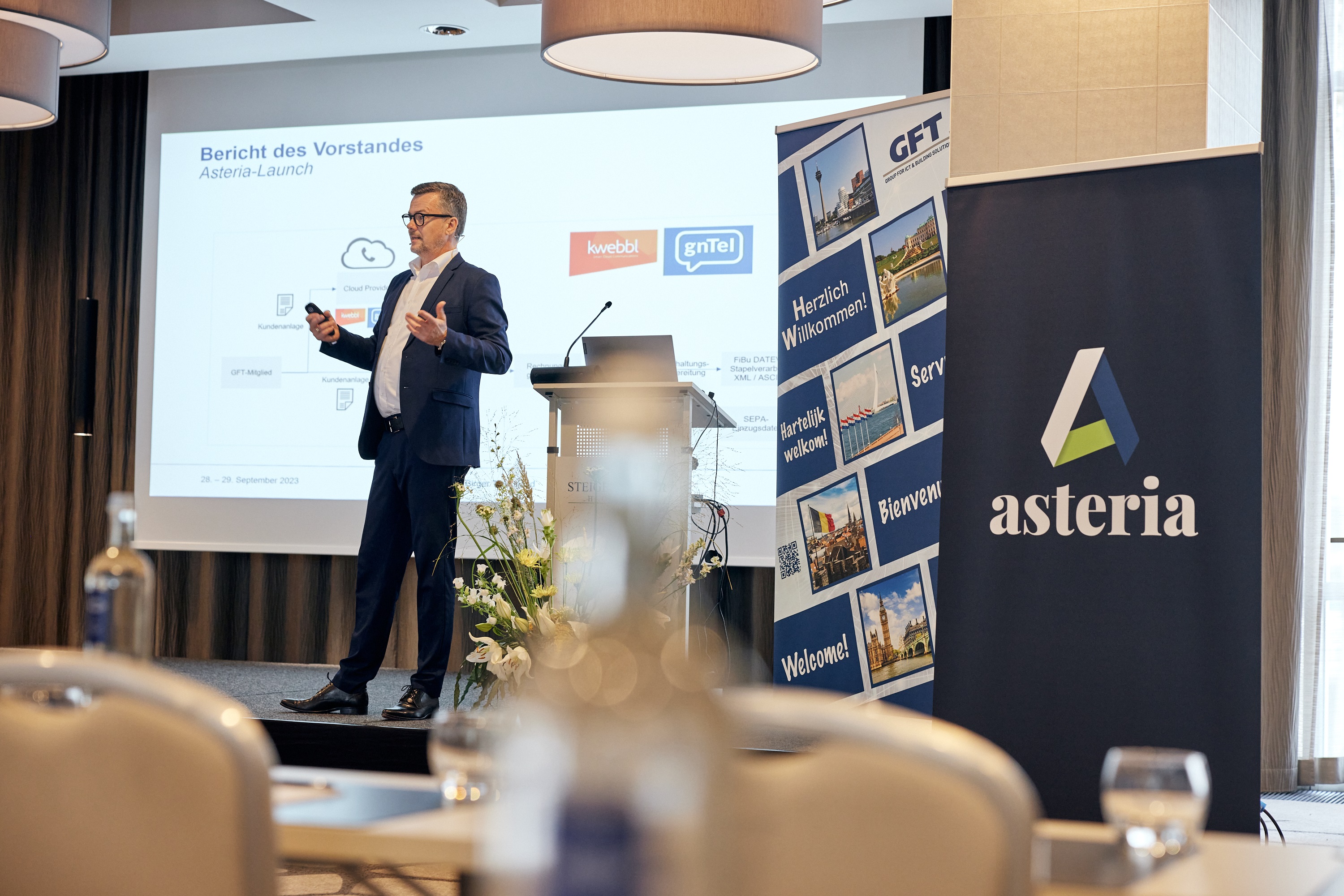 Birger T. Aasland (Vorstand Markt + Vertrieb) verkündet Asteria Launch